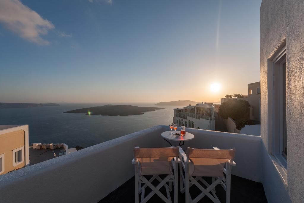 Aria & Fira (Santorini)