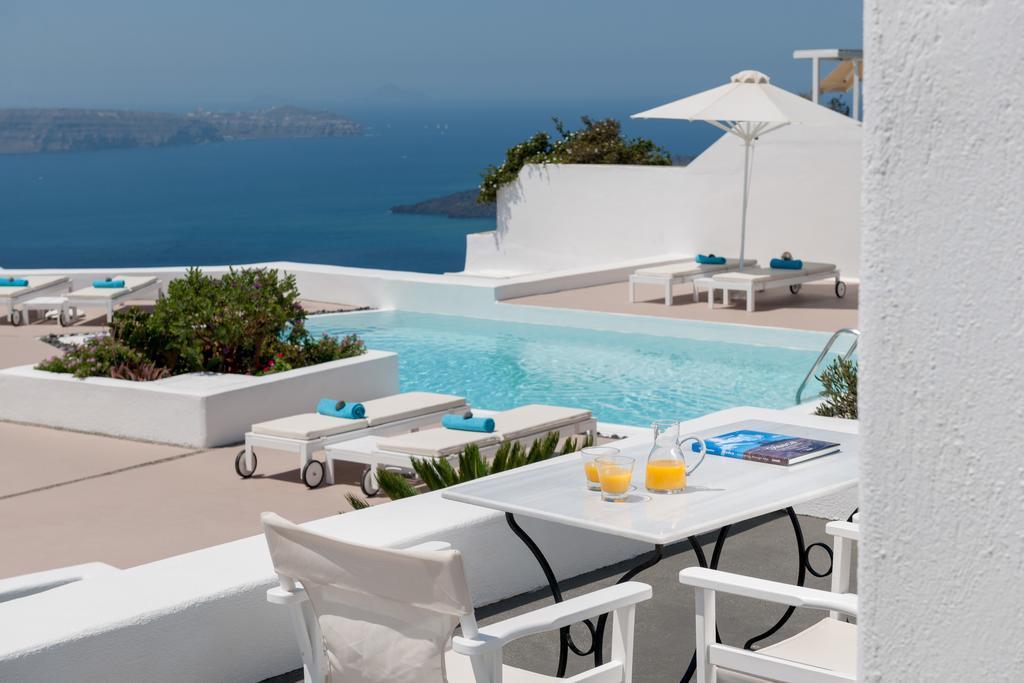 Aria & Fira (Santorini)