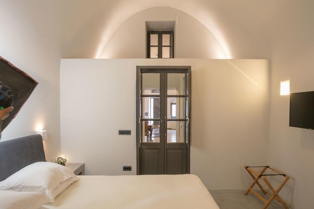 Aria & Hotel Fira (Santorini)